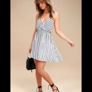 Lulu's Blue and White Sleeveless Mini Sundress Excelent Like New